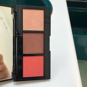 Sephora Makeup - NIB LAURA GELLER CREAM TO POWDER TRIO Sephora Makeup - NIB LAURA GELLER CREAM TO POWDER TRIO